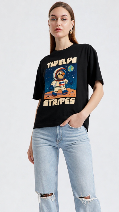 Retro Astronaut Design Unisex Oversized Boxy Tee